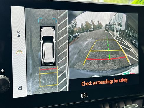 Used 2024 Toyota RAV4 XSE w/ Advanced Technology Package image 19