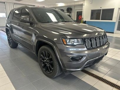 Used 2018 Jeep Grand Cherokee Altitude