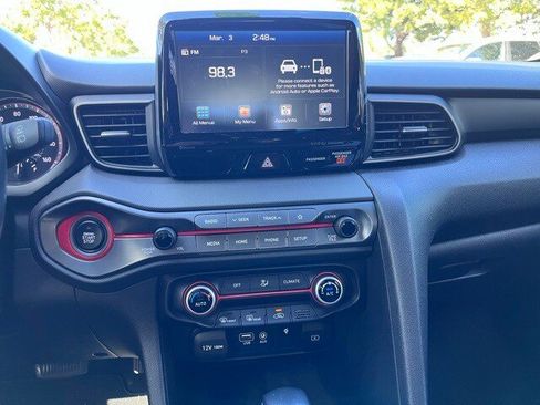 Used 2020 Hyundai Veloster 2.0 Premium image 7