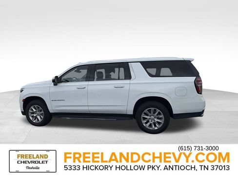 Used 2024 Chevrolet Suburban Premier AWD/4WD image 6