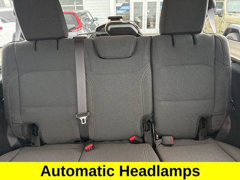 Used 2025 Jeep Wrangler Sport S image 16