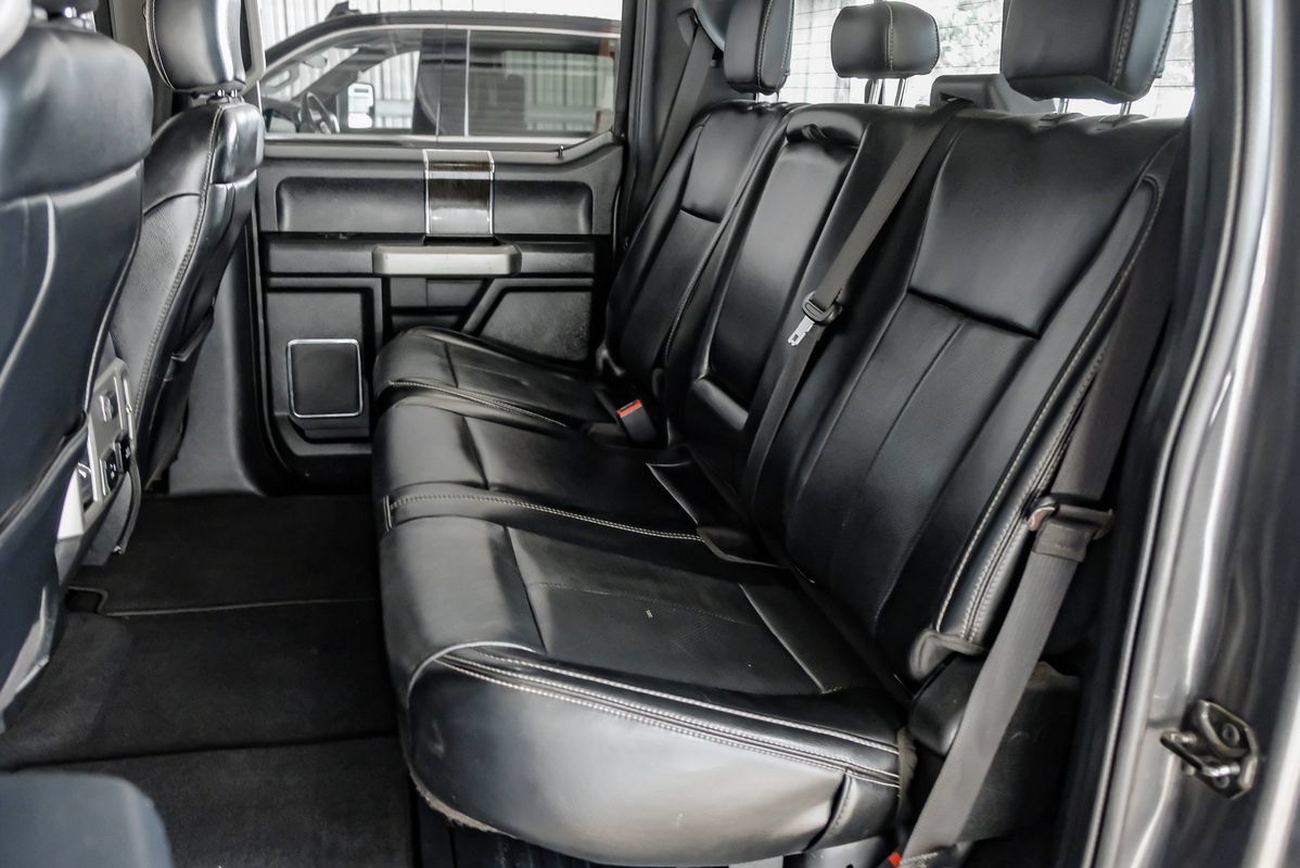 Used 2020 Ford F350 Lariat w/ Chrome Package AWD/4WD image 38