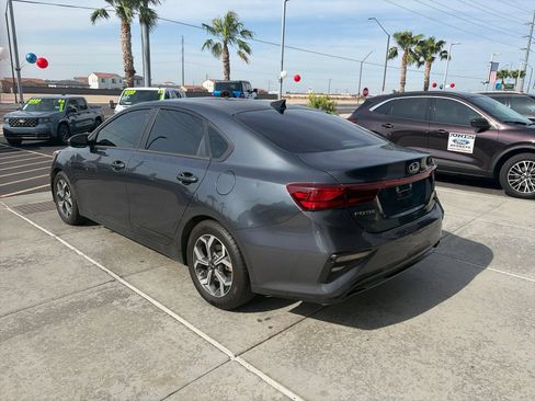 Used 2020 Kia Forte LXS FWD image 3
