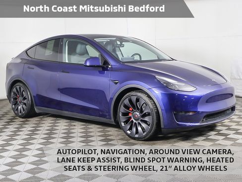 Used 2023 Tesla Model Y Performance image 1