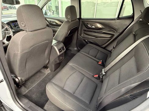 Used 2024 GMC Terrain SLE w/ LPO, Cargo Package FWD image 15