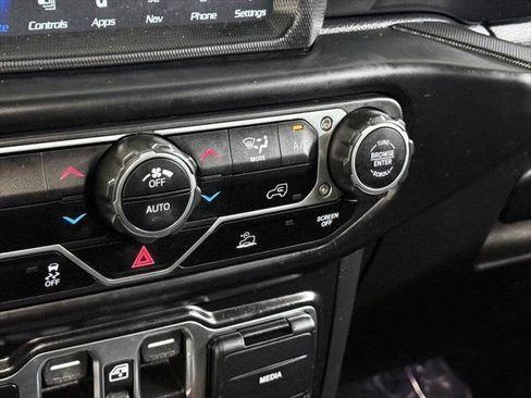 Certified 2021 Jeep Wrangler Unlimited Sport image 27