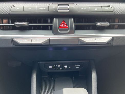 Used 2025 Kia K4 EX image 24