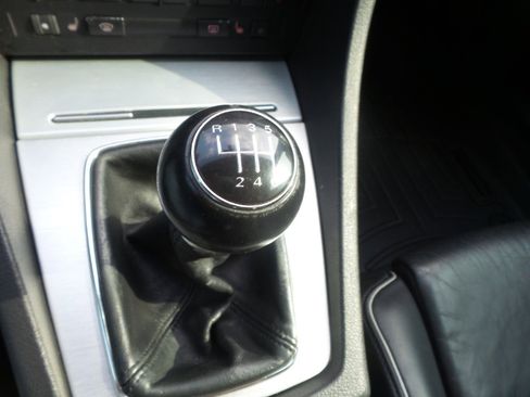 Used 2006 Audi S4 Cabriolet image 39