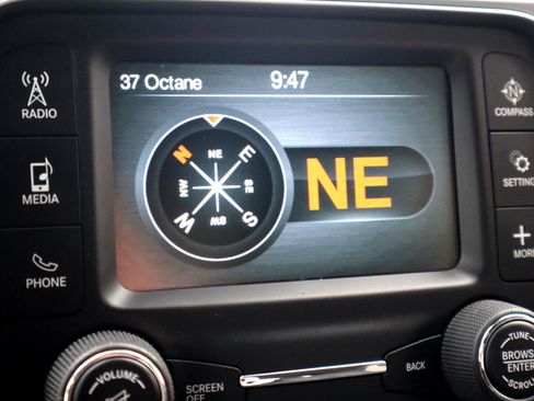 Used 2019 RAM 1500 Classic SLT image 61