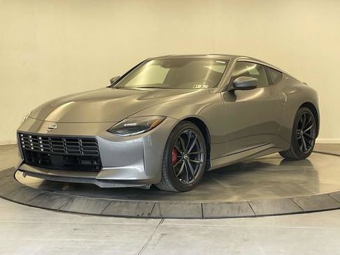 Used 2024 Nissan Z Performance w/ Floor Mat Package RWD image 1
