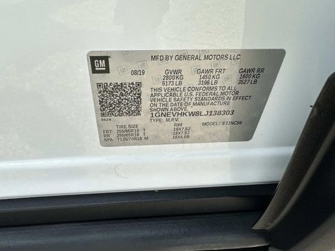 Used 2020 Chevrolet Traverse LT w/ Driver Confidence II Package image 30