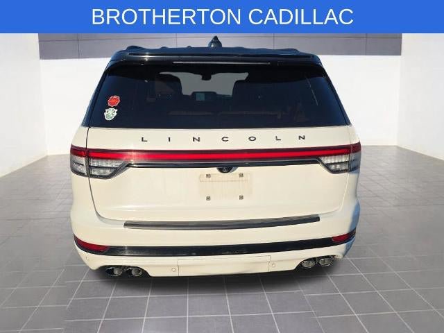 Used 2025 Lincoln Aviator Black Label w/ Black Label Special Edition AWD/4WD image 9