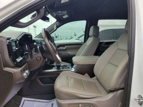 Used 2024 GMC Sierra 1500 SLT w/ SLT Premium Plus Package image 21