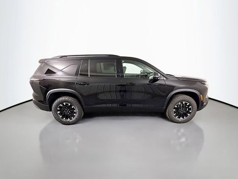 New 2026 Chevrolet Traverse Z71 w/ Enhanced Driving Package AWD/4WD image 10