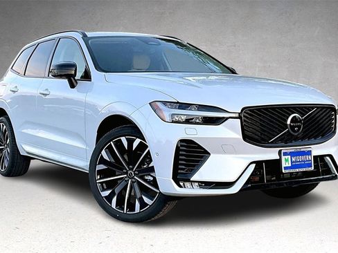 New 2026 Volvo XC60 B5 Ultra w/ Protection Package Premier image 2