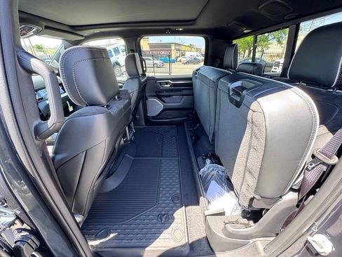 New 2026 RAM 1500 Laramie AWD/4WD image 16