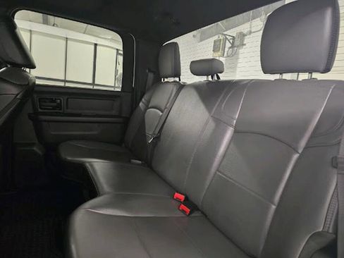 Used 2022 RAM 2500 Tradesman w/ Chrome Appearance Group image 14