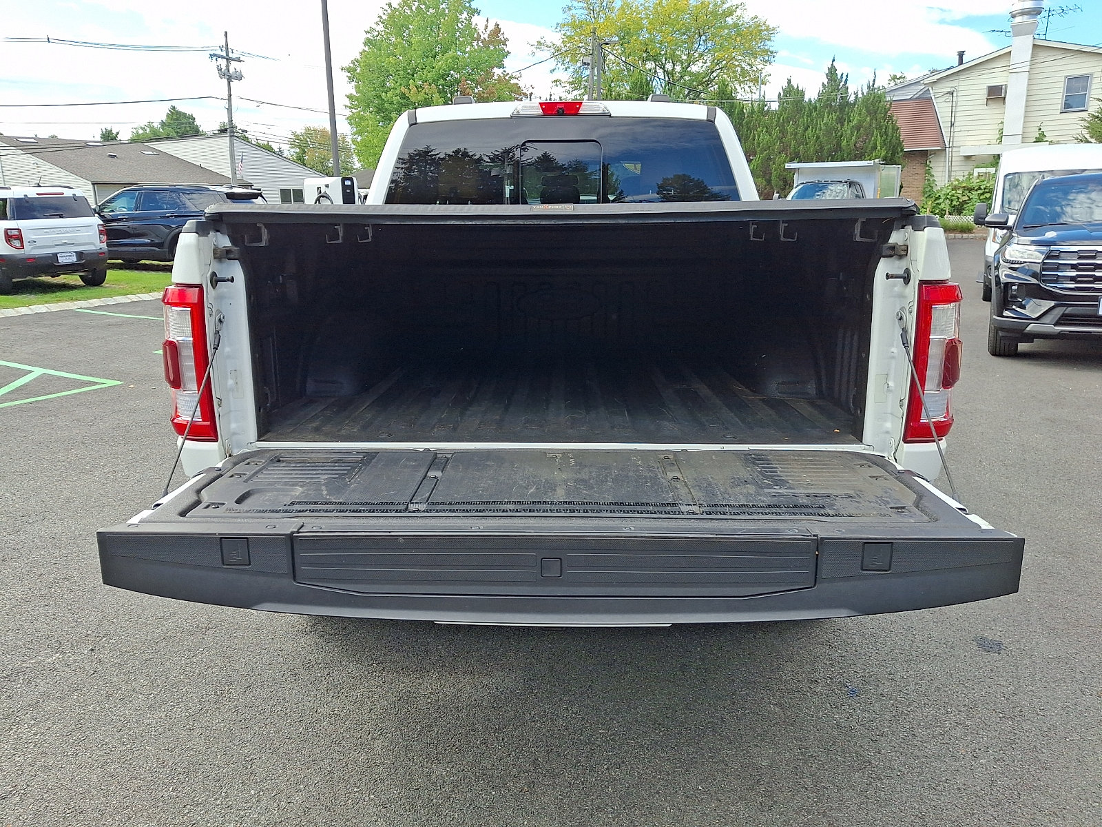 Certified 2021 Ford F150 Platinum w/ Equipment Group 701A High AWD/4WD image 30