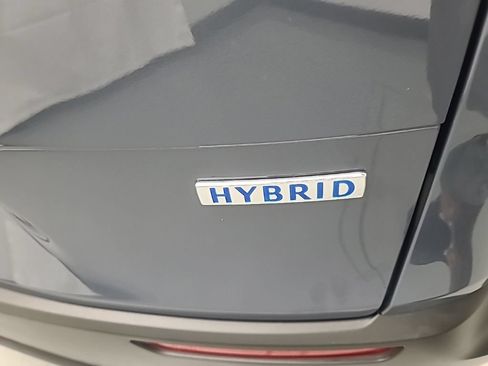 Used 2025 MAZDA CX-50 AWD 2.5 Hybrid w/ Premium Pkg image 11