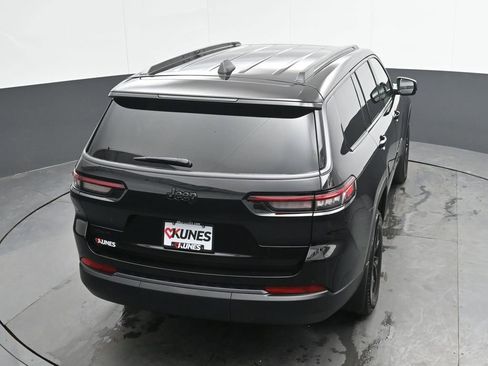 New 2026 Jeep Grand Cherokee L 4WD image 33
