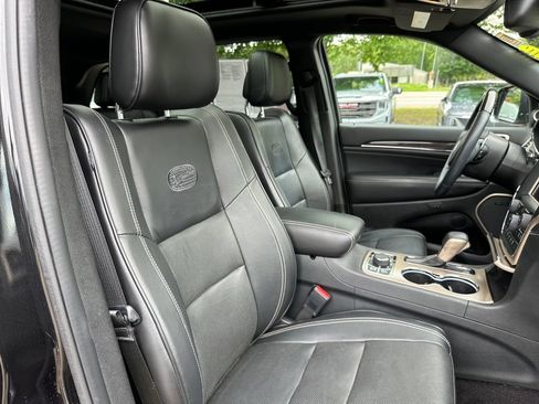 Used 2016 Jeep Grand Cherokee Overland w/ Advanced Technology Group AWD/4WD image 45