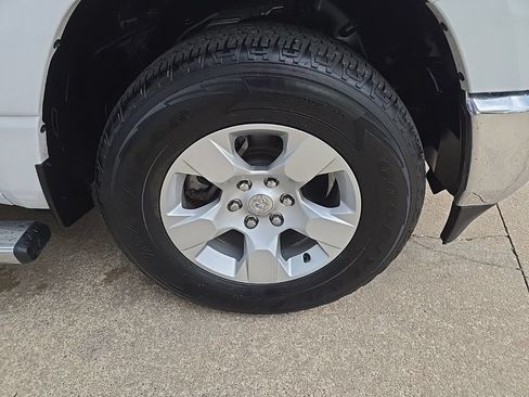 Used 2023 RAM 1500 Big Horn AWD/4WD image 31