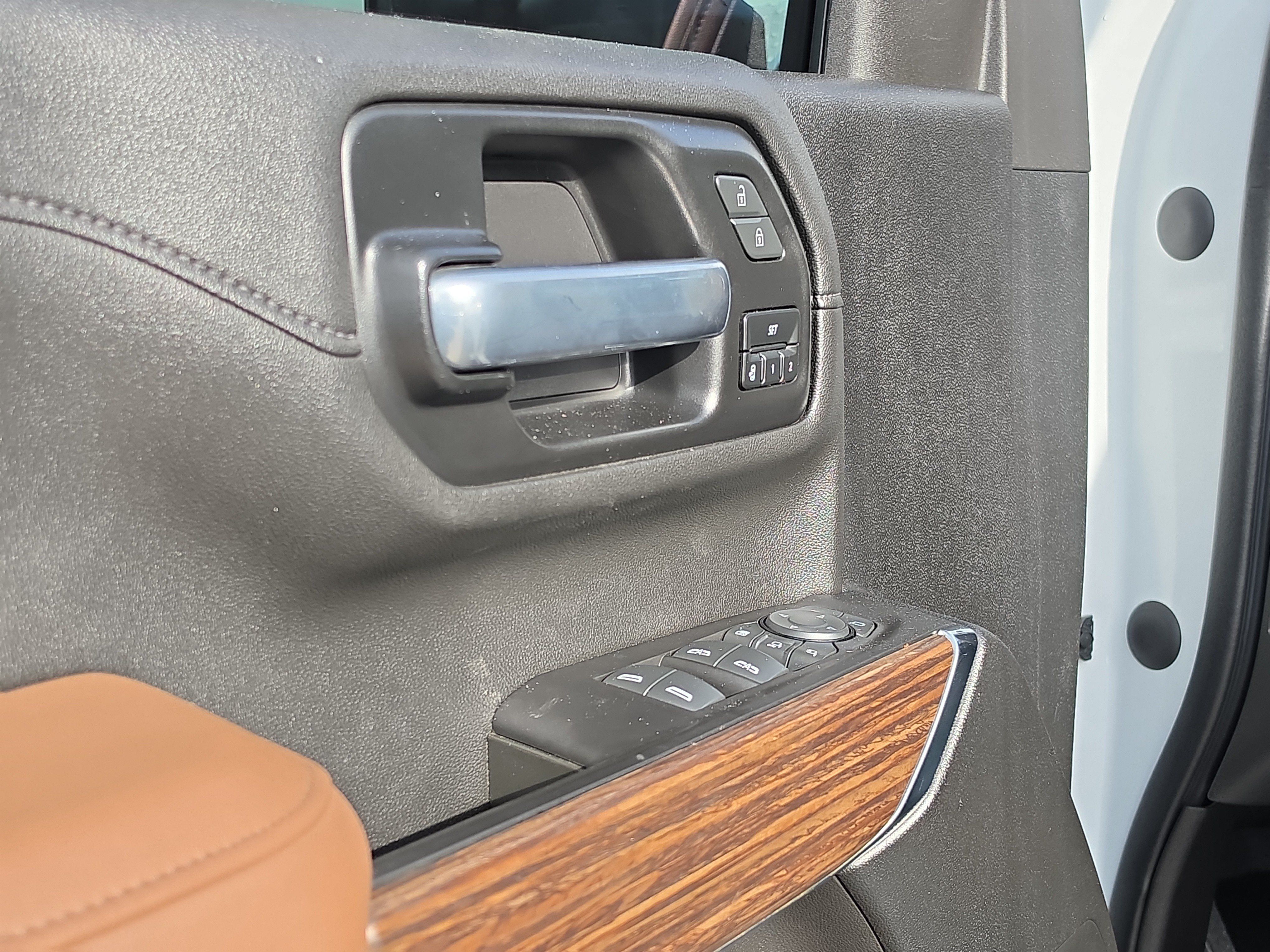 Used 2021 Chevrolet Silverado 3500 High Country AWD/4WD image 17