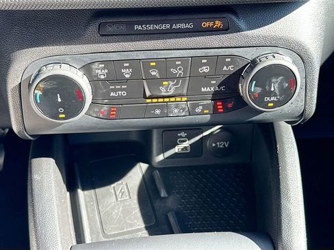 Used 2023 Ford Bronco Sport Outer Banks w/ Tech Package image 16