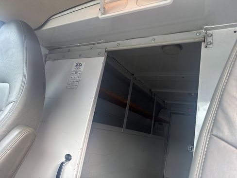 Used 2014 Chevrolet Express 3500 image 43