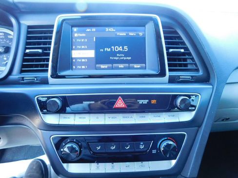 Used 2018 Hyundai Sonata SE image 27