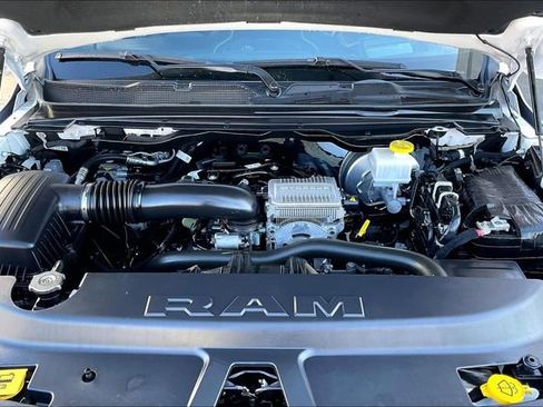 Used 2024 RAM 1500 Limited image 9