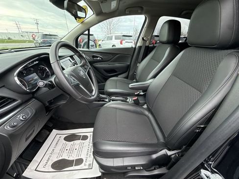Used 2022 Buick Encore Preferred w/ Safety Package AWD/4WD image 18