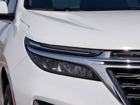 Used 2024 Chevrolet Equinox LT AWD/4WD image 15