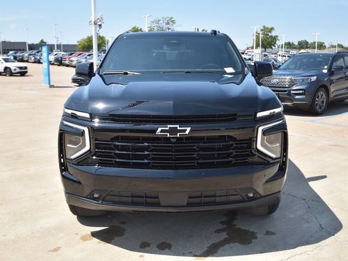 New 2026 Chevrolet Suburban RST w/ RST Capability Package image 2