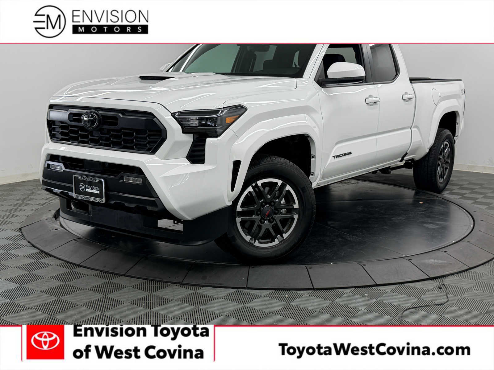 Used 2026 Toyota Tacoma TRD Sport RWD image 2