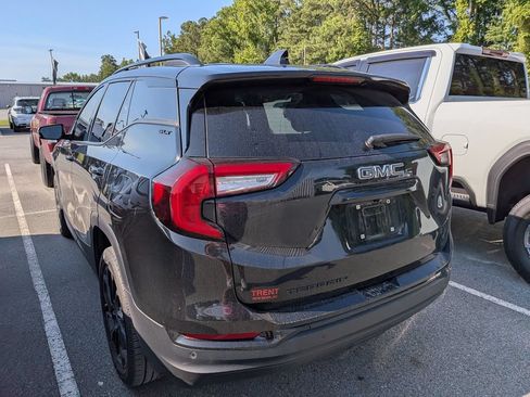 Used 2023 GMC Terrain SLT w/ Elevation Edition FWD image 6