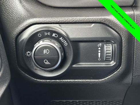 Used 2023 Jeep Gladiator Sport image 10