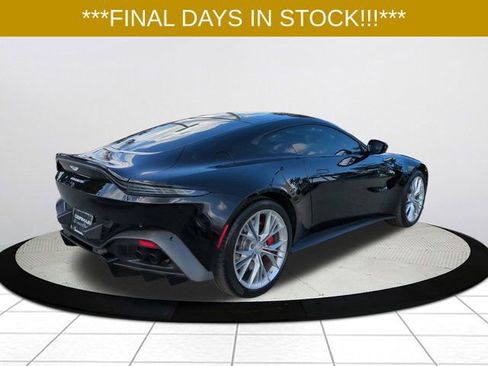 Used 2021 Aston Martin V8 Vantage Coupe RWD image 3