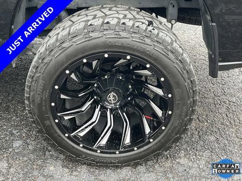 Used 2025 RAM 2500 Laramie w/ Night Edition AWD/4WD image 9