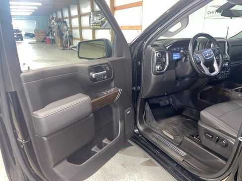 Used 2021 GMC Sierra 1500 Elevation w/ Preferred Package image 9