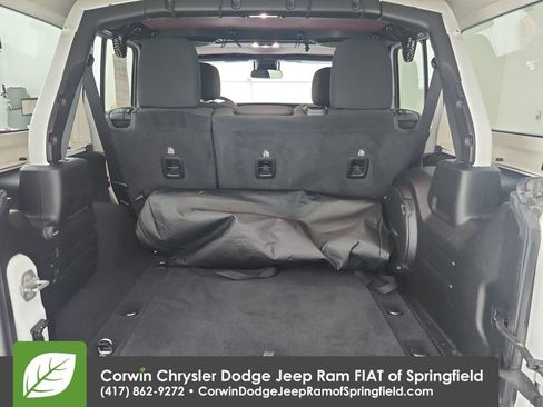 Used 2020 Jeep Wrangler Unlimited Sport AWD/4WD image 31