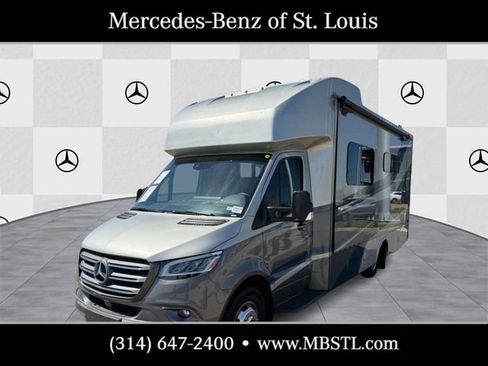 Used 2020 Mercedes-Benz Sprinter 3500 image 6