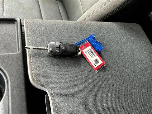 Used 2023 Ford F350 XLT w/ FX4 Off-Road Package image 30