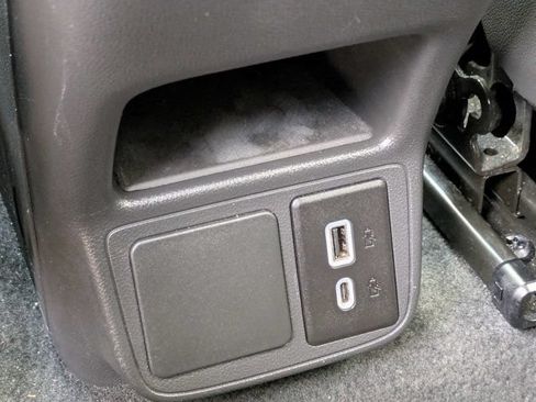 Used 2024 Buick Encore GX Sport Touring FWD image 11