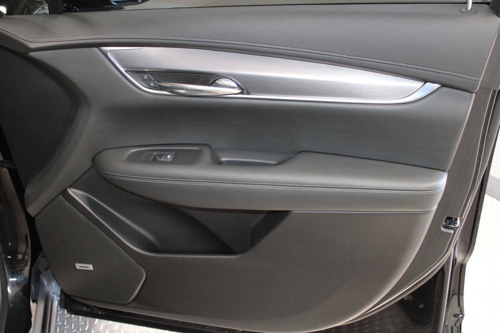 Certified 2023 Cadillac XT6 Luxury FWD image 16