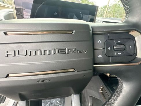 Used 2025 GMC Hummer EV 3X image 18