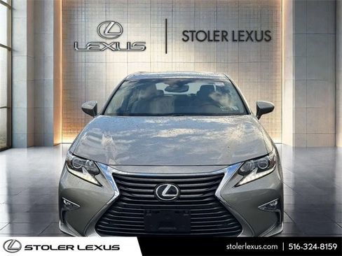Used 2018 Lexus ES 350 w/ Navigation System Package image 2