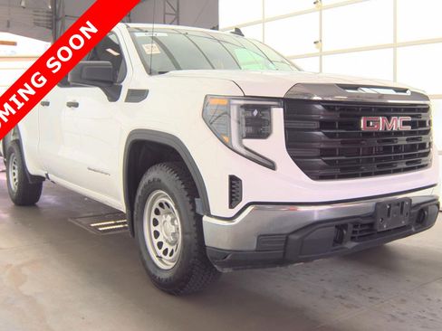 Used 2024 GMC Sierra 1500 Pro w/ Pro Value Package image 3