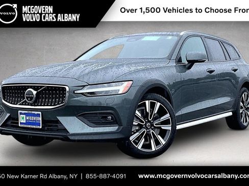 New 2026 Volvo V60 B5 Cross Country Ultra w/ Protection Package Premier AWD/4WD image 1