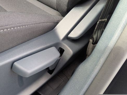 New 2025 Ford Maverick XL w/ Equipment Group 101A image 21